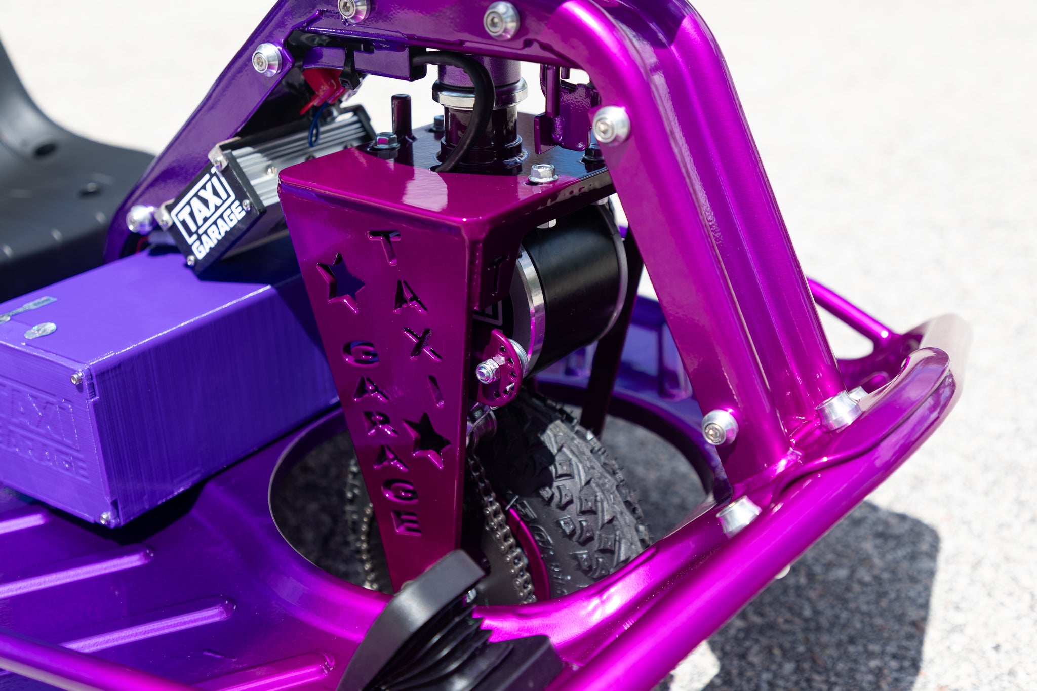 Stage 4 Taxi Garage Crazy Cart Violet Gradient Fade INVENTORY