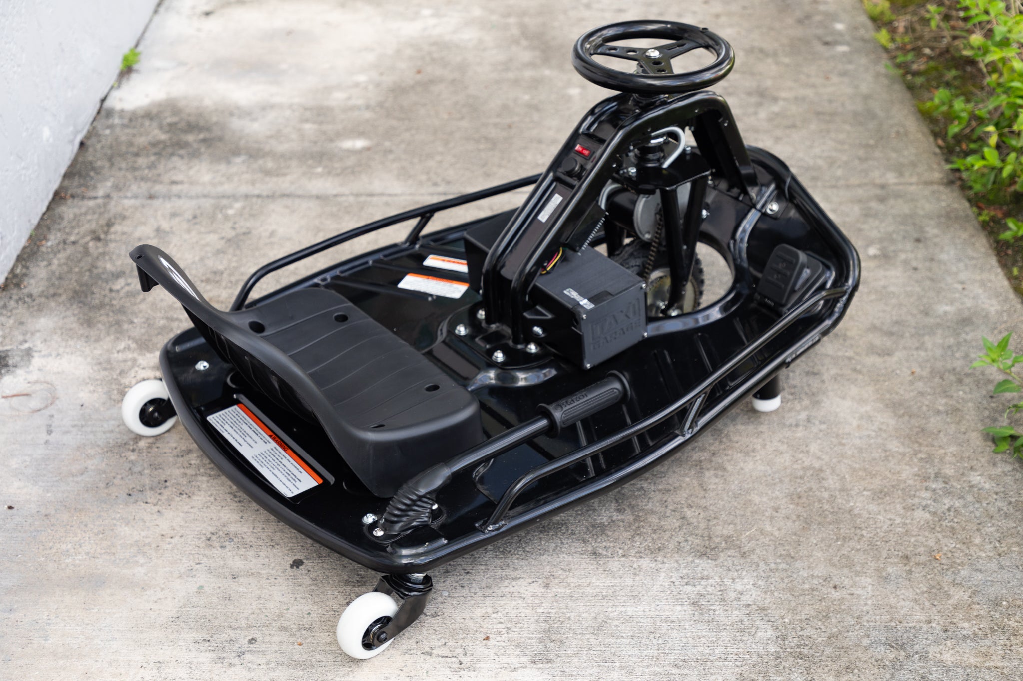 Stage Taxi Garage Crazy Cart INVENTORY – TAXI GARAGE